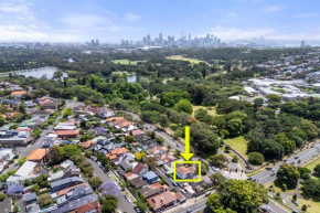 Garden Retreat 5-BDR House near Centennial Park, Sydney